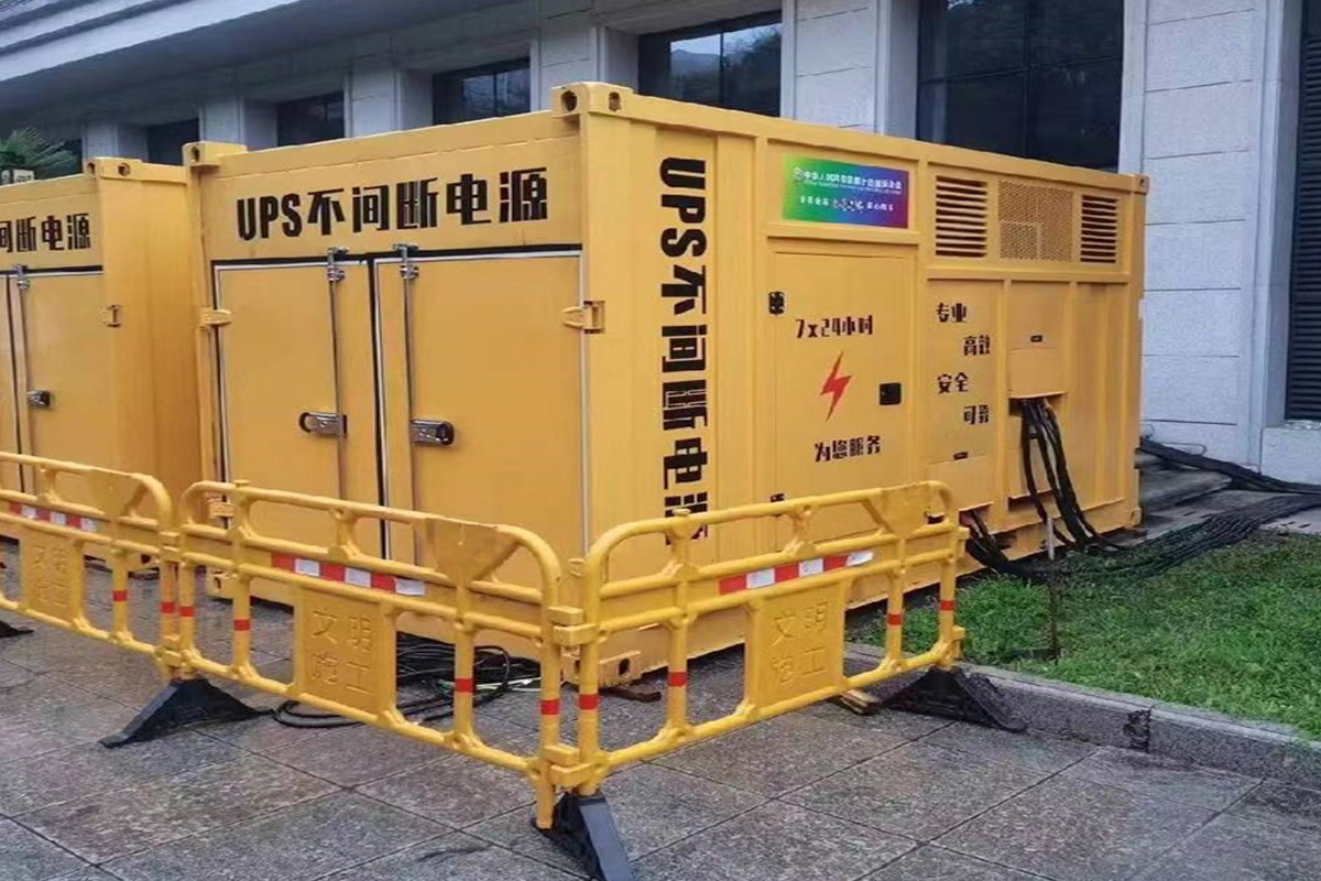 大关发电机租赁施工现场